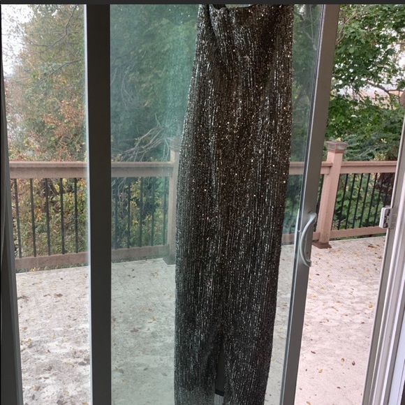 Abbys by Abby Hilton Dress - Picture 6 of 8